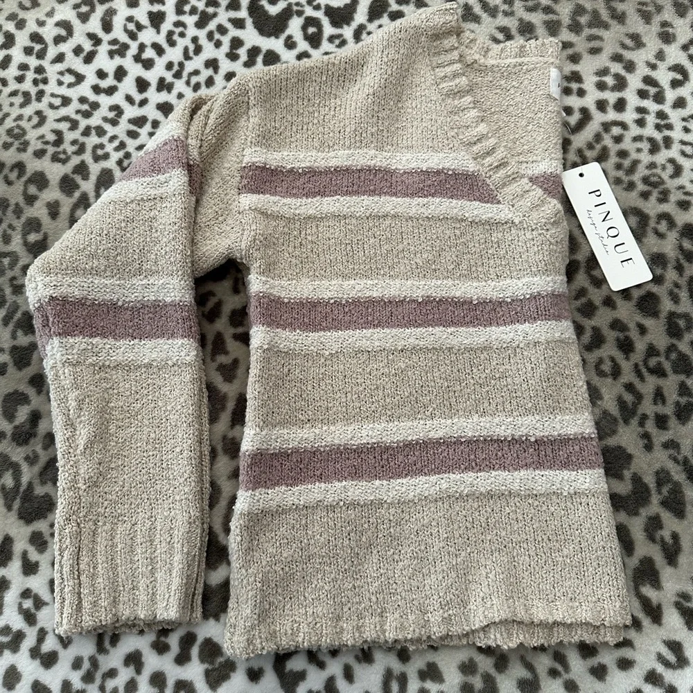 PINQUE nwt sweater